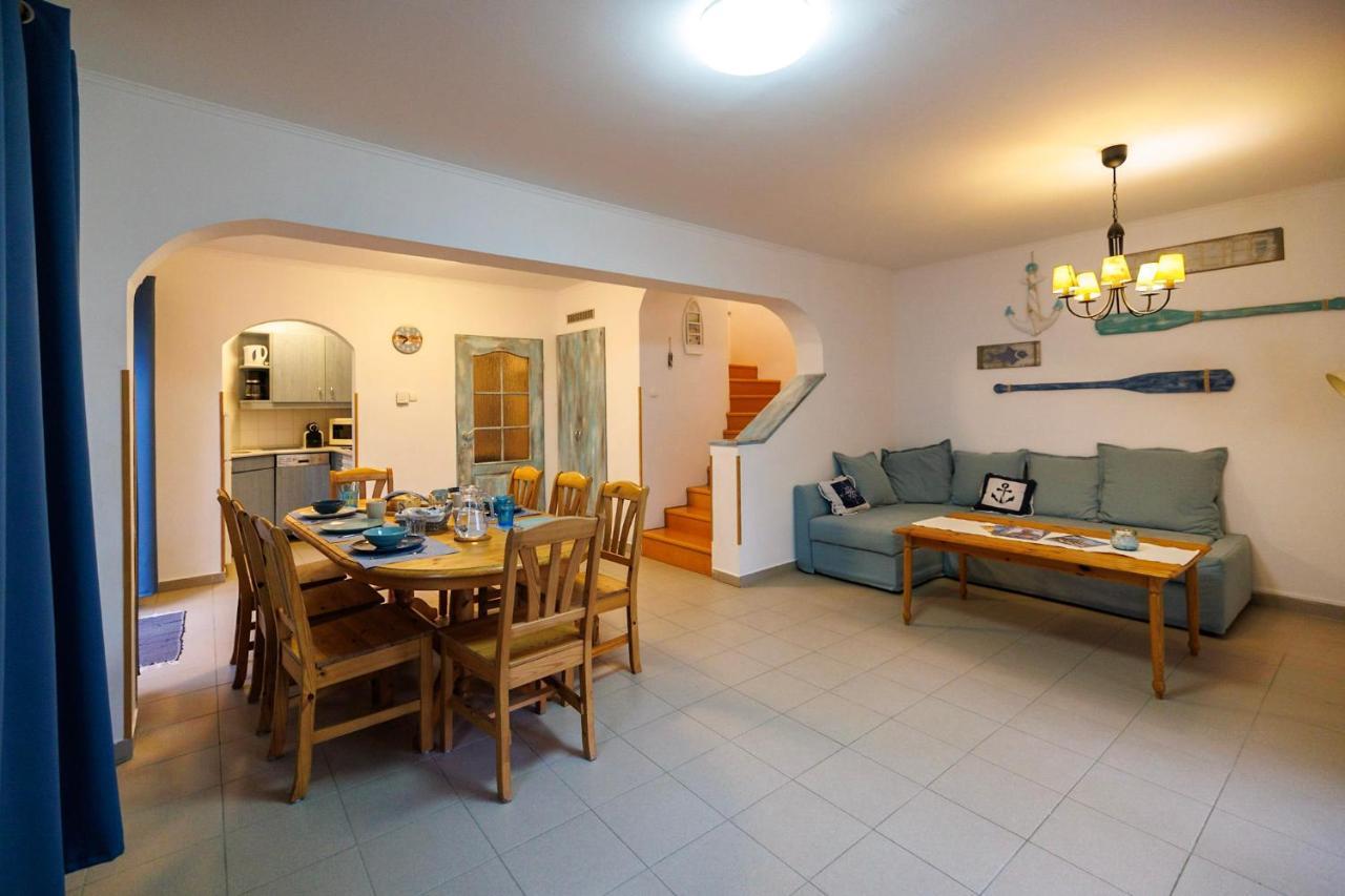 فيلا Lake House20 فيلينس المظهر الخارجي الصورة